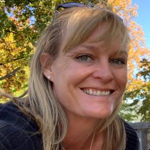 Meet your Posher, Caryn